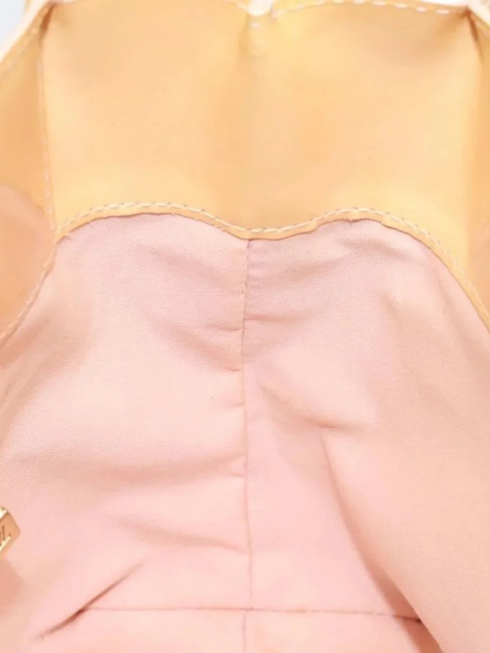 LOUIS VUITTON Monogram Vernis Reade PM Bag Marshmallow Pink M91306 Auth 116202 - Picture 12 of 16